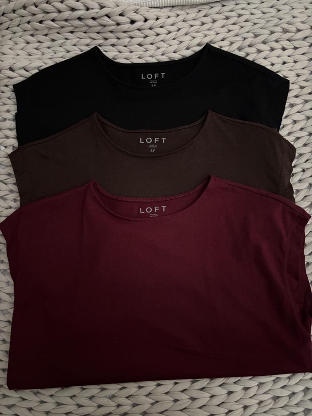 Loft Modern Wedge Tee Petite (Set of 3)